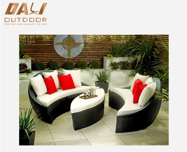 Popular Patio wicker furniture round garden sunbed/rattan daybed with cushion