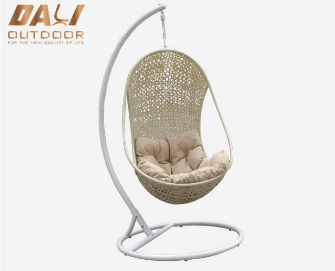 Cheap Price Indoor Outdoor Patio Rattan Wicker Hanging Egg Swing Chair With Metal Stand